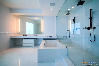 18555 Collins Ave #5001, Sunny Isles Beach, FL 33160 - Photo 9