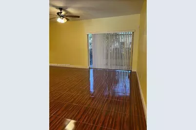 6407 Catalina Ln #6407, Tamarac, FL 33321 - Photo 9