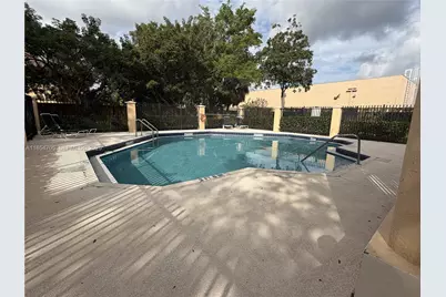 6407 Catalina Ln #6407, Tamarac, FL 33321 - Photo 19