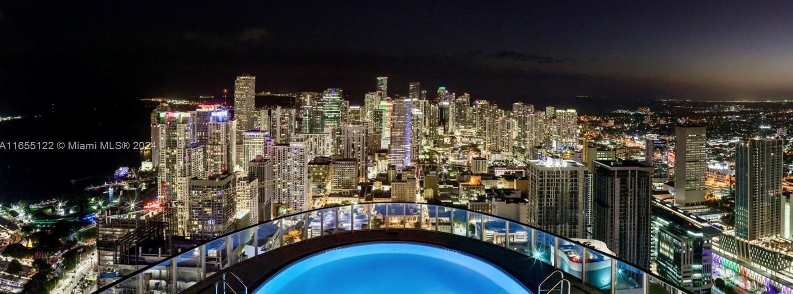 851 1st Ave, Miami FL  33132 exterior