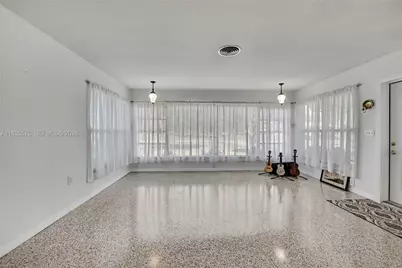 685 Afterglow Cir, Other City - In The State Of Florida, FL 34429 - Photo 19