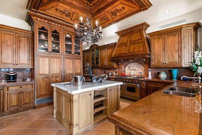 2306 Bay Dr, Pompano Beach, FL 33062 - Photo 11