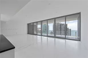 300 Biscayne Blvd Way, Miami, FL 33131 - Photo 7