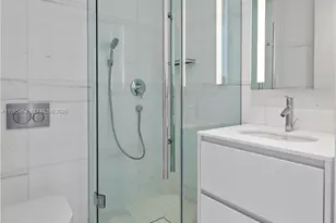 300 Biscayne Blvd Way, Miami, FL 33131 - Photo 23