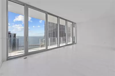 300 Biscayne Blvd Way #3201, Miami, FL 33131 - Photo 11