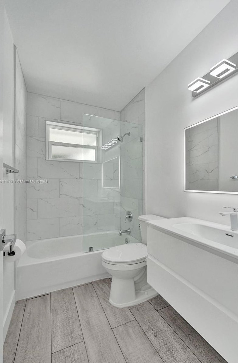 2446 Fillmore St, Hollywood FL 33020-4308 exterior