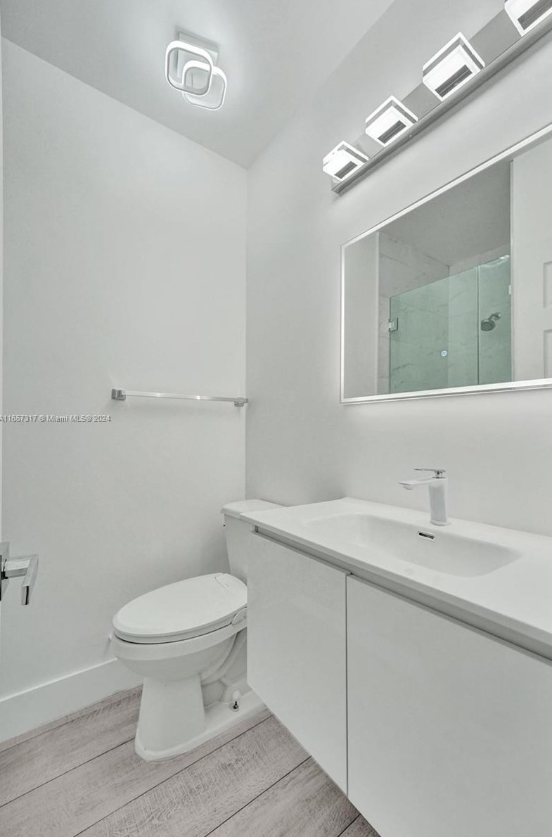 2446 Fillmore St, Hollywood FL 33020-4308 exterior