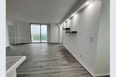 13499 Biscayne Blvd #1205, North Miami, FL 33181 - Photo 9