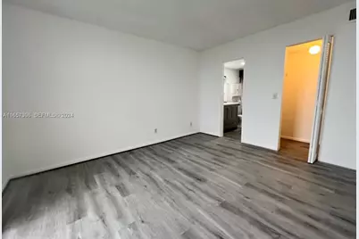 13499 Biscayne Blvd #1205, North Miami, FL 33181 - Photo 23