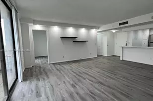 13499 Biscayne Blvd, North Miami, FL 33181 - Photo 21