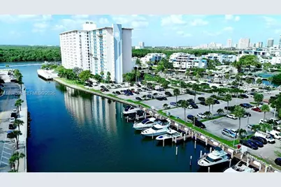 400 Kings Point Dr #328, Sunny Isles Beach, FL 33160 - Photo 9