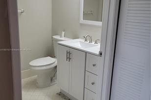 12651 SW 16th Ct, Pembroke Pines, FL 33027 - Photo 7