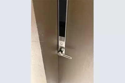 300 Biscayne Blvd Way #1909, Miami, FL 33131 - Photo 31