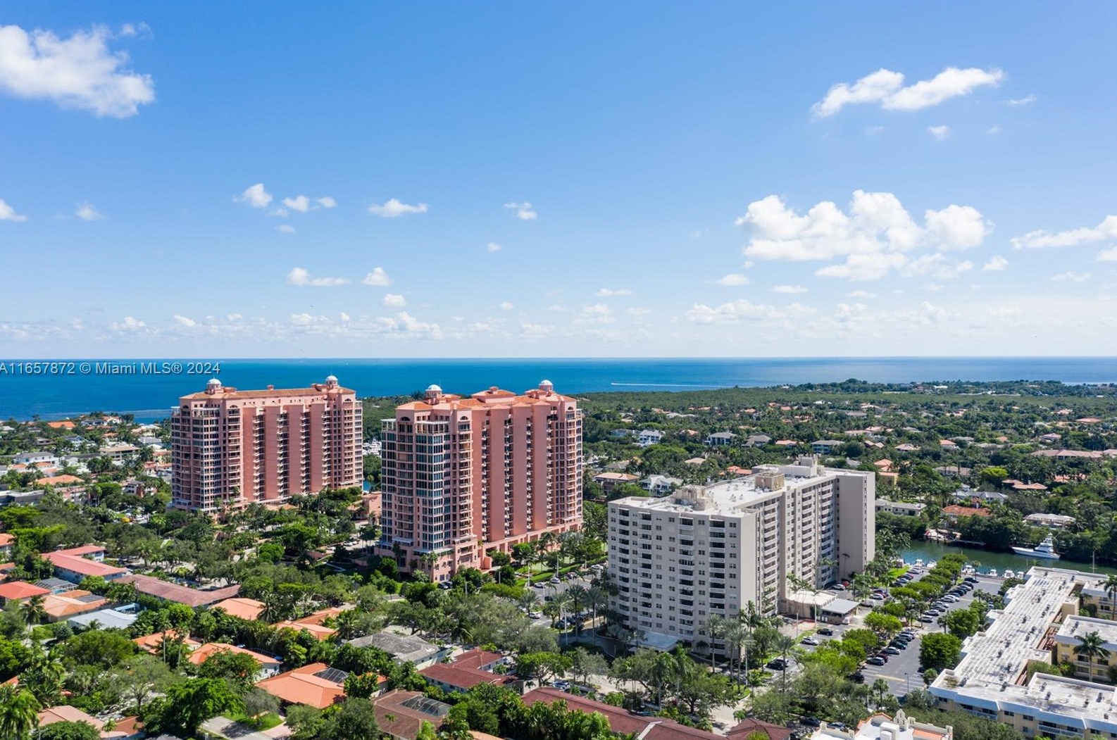 90 Edgewater Dr, Miami FL 33133-6942 exterior