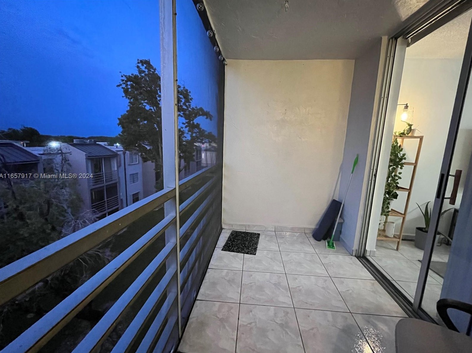 14165 87th St, Miami FL  33183-4092 exterior