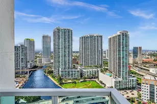 41 SE 5th St, Miami, FL 33131 - Photo 29