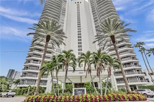 19101 NE 36th Ct, Aventura, FL 33180 - Photo 57