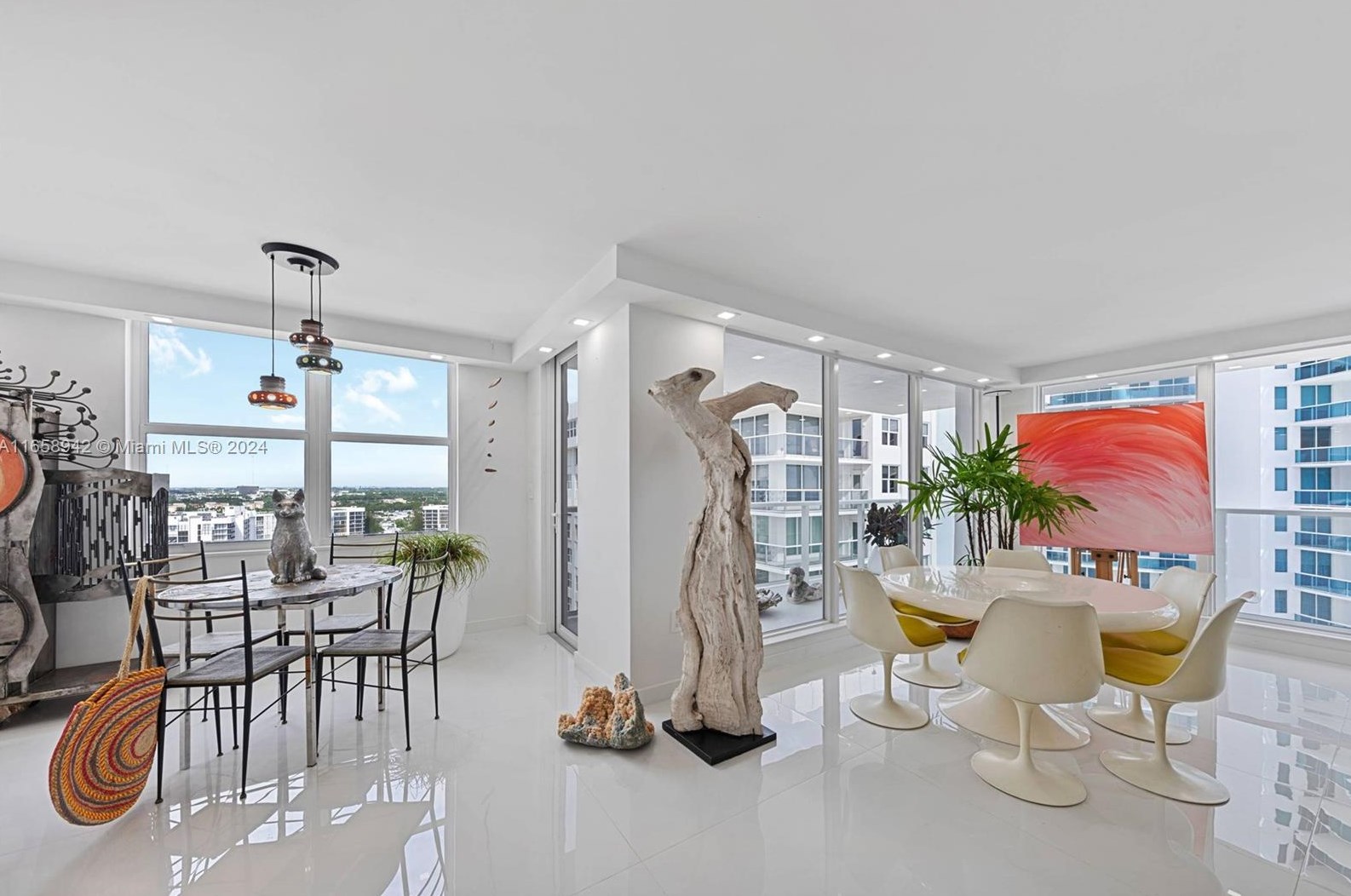 2751 Ocean Dr, Hollywood FL  33019-2721 exterior