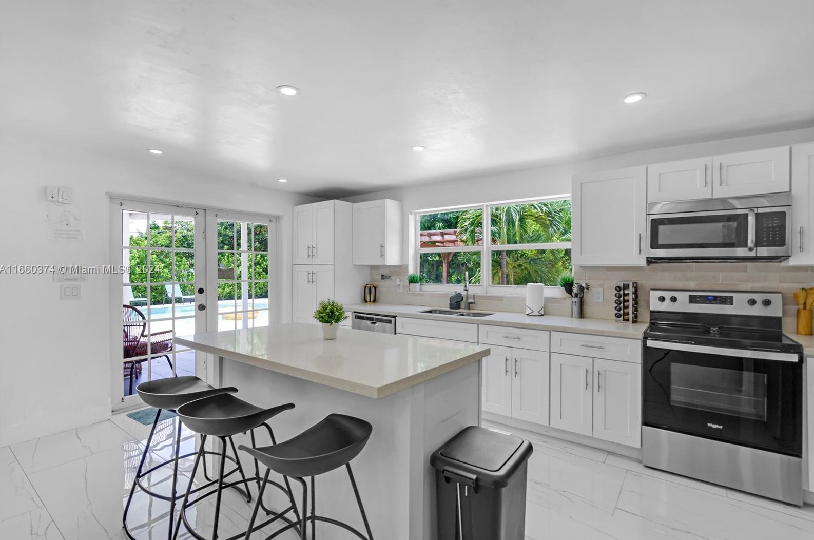 1201 211 St, Miami FL 33056-1121 exterior