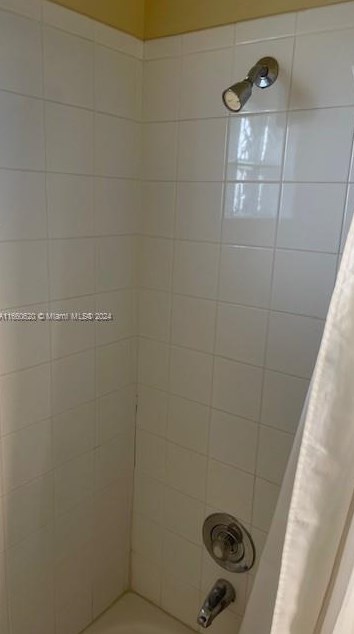 19245 14 St, Hollywood FL 33029-4508 exterior