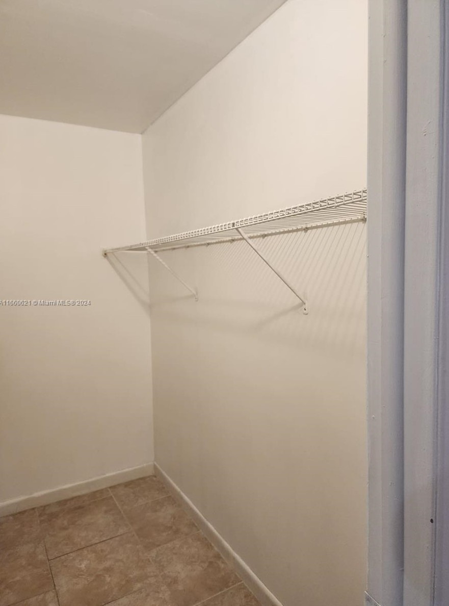 8380 154th Ave, Miami FL  33193-1266 exterior