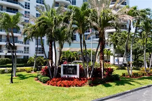 3500 Mystic Pointe Dr, Aventura, FL 33180 - Photo 3