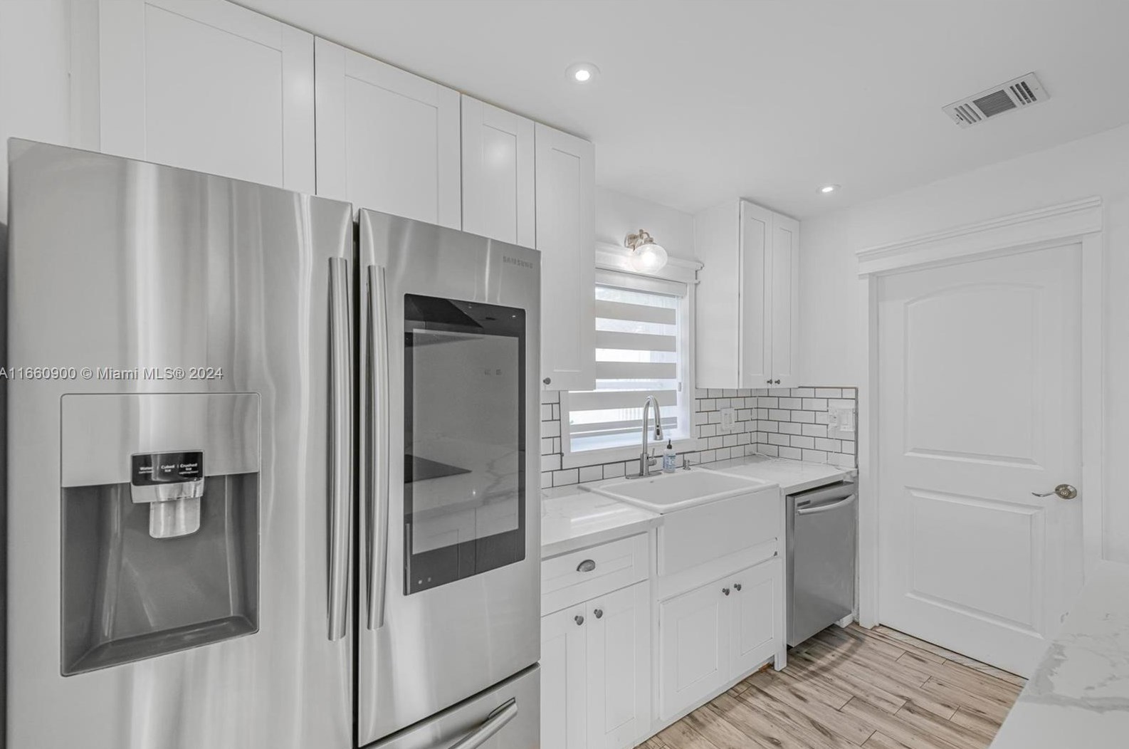 10350 44 St, Miami FL 33142-7971 exterior