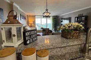 3800 S Ocean Dr, Hollywood, FL 33019 - Photo 17