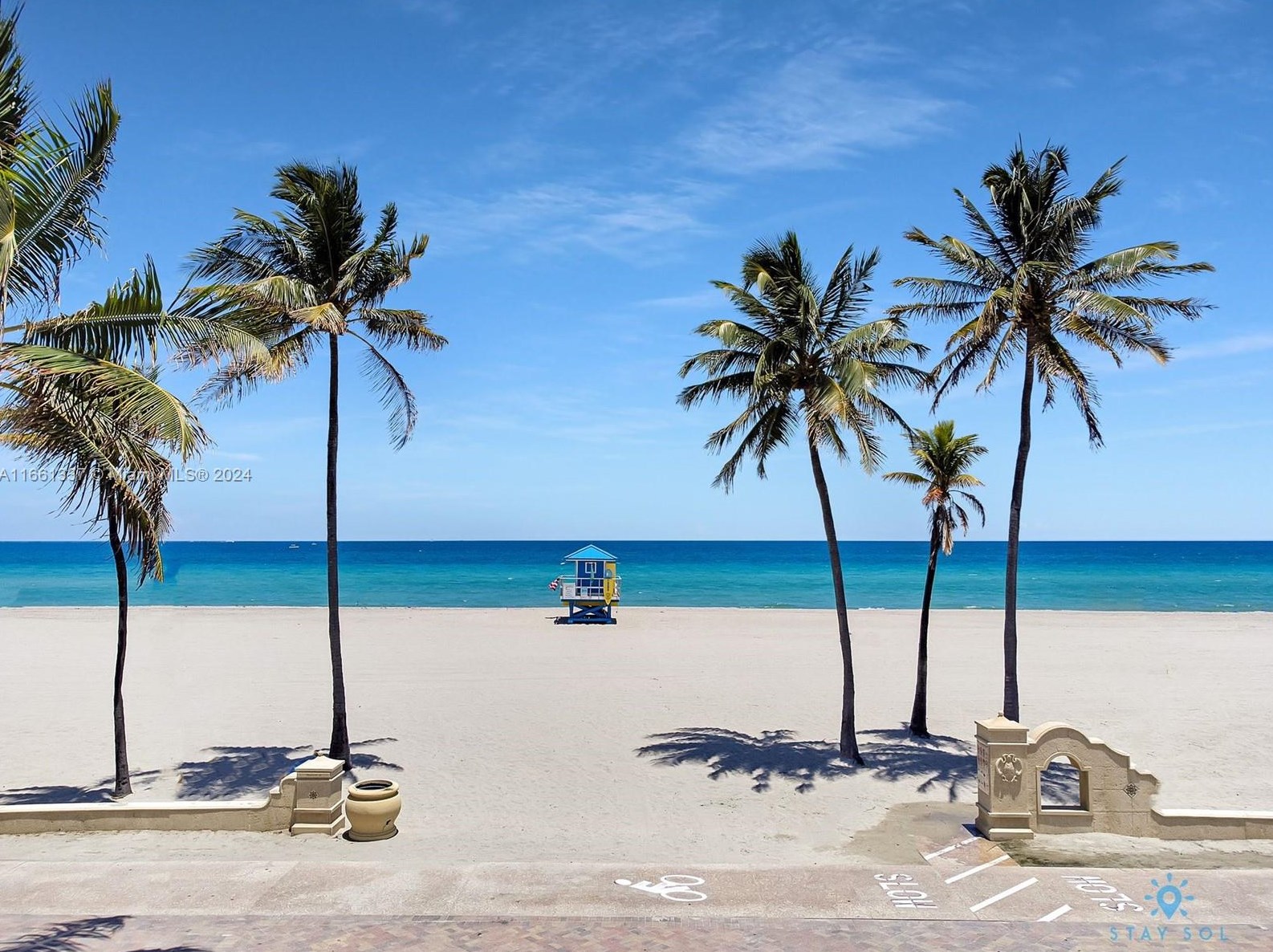 777 Ocean Dr, Hollywood FL  33019-2009 exterior