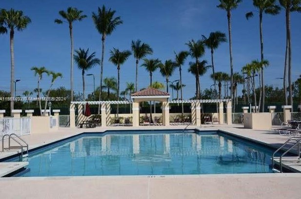 15111 136 Pl, Miami FL  33175-1050 exterior