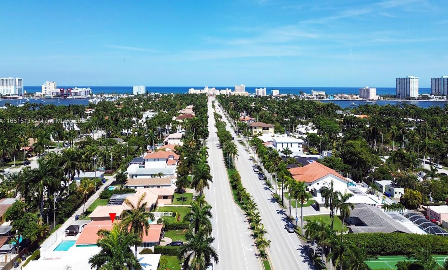 1045 Hollywood Blvd, Hollywood FL 33019-1515 exterior