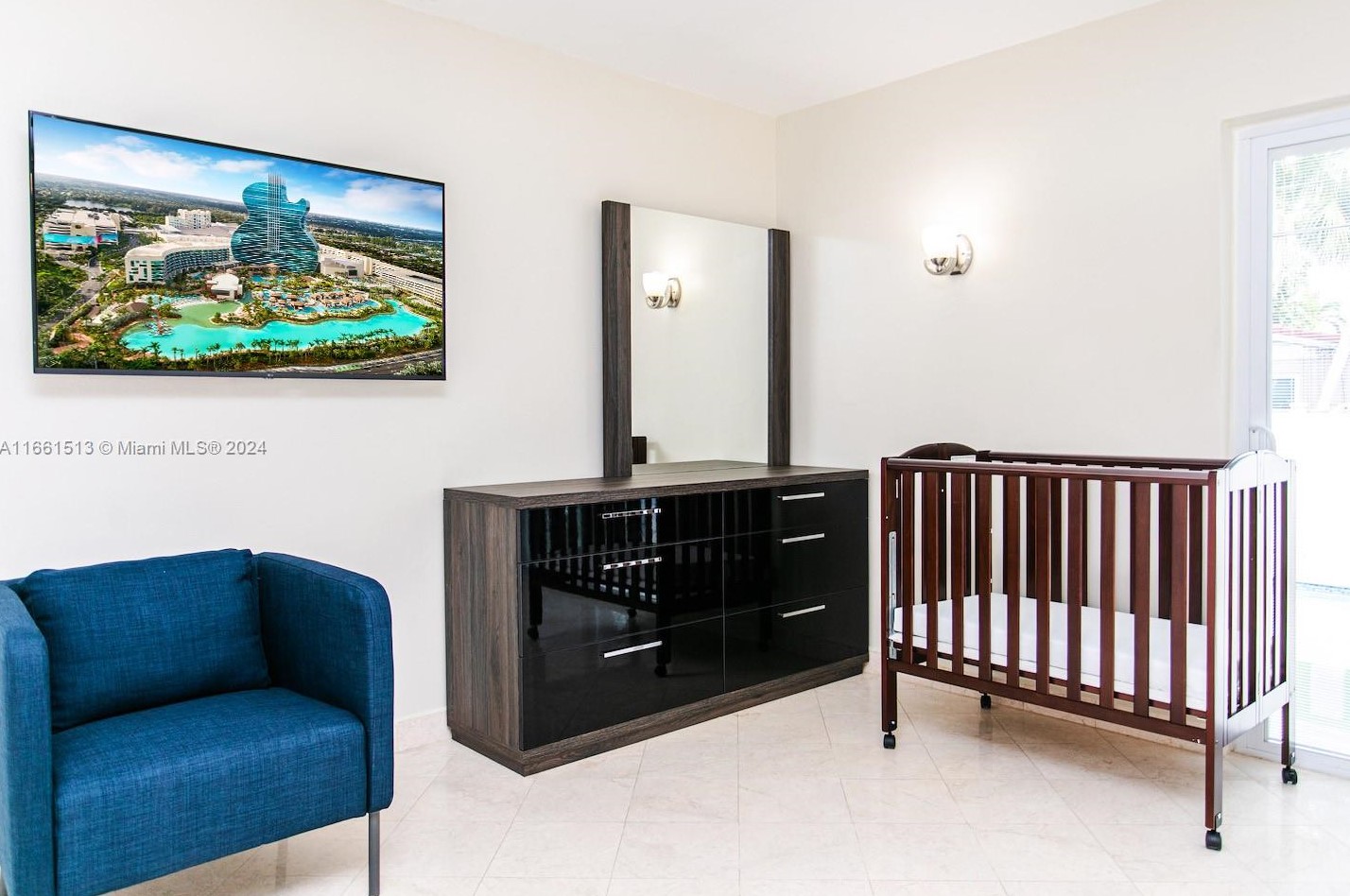 1045 Hollywood Blvd, Hollywood FL 33019-1515 exterior