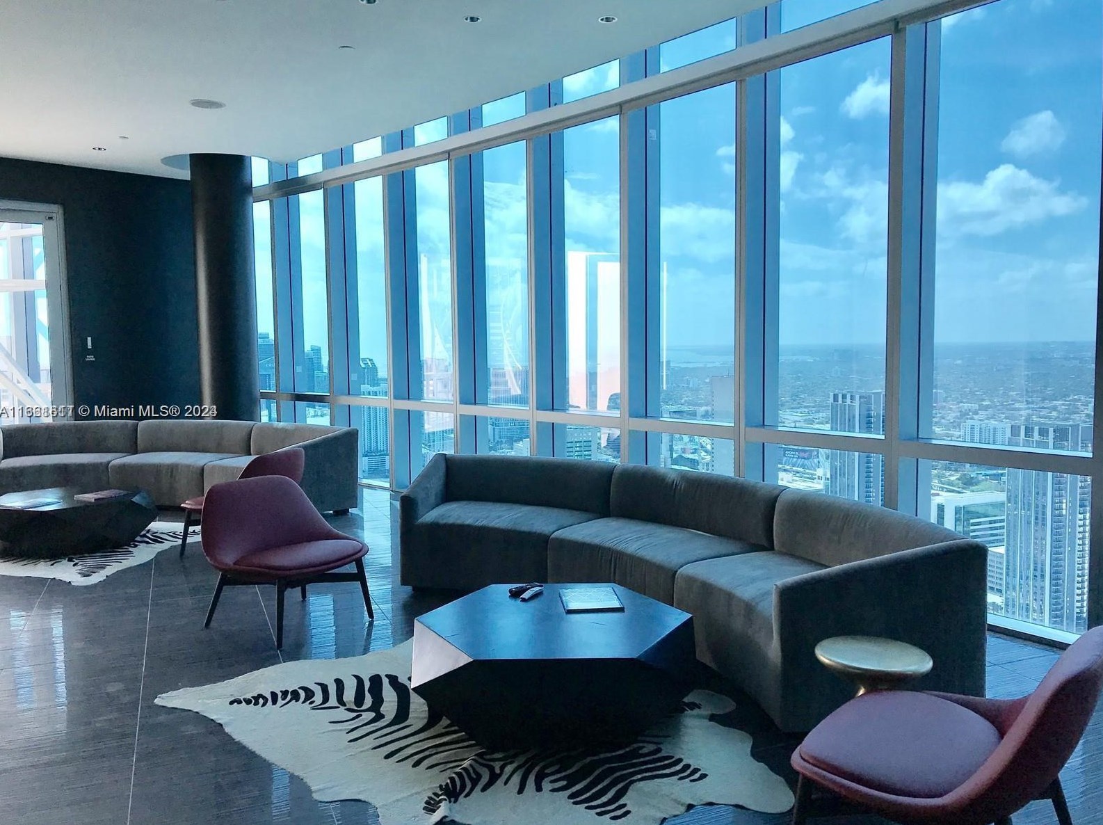 851 1st Ave, Miami FL  33132 exterior