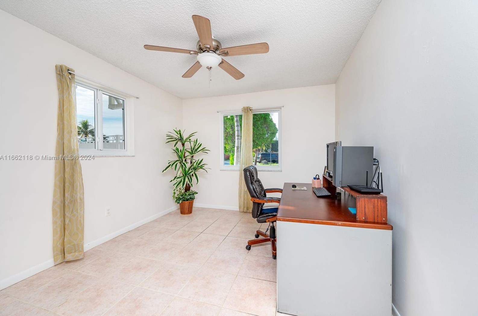 13015 2nd Ter, Miami FL 33125-4936 exterior