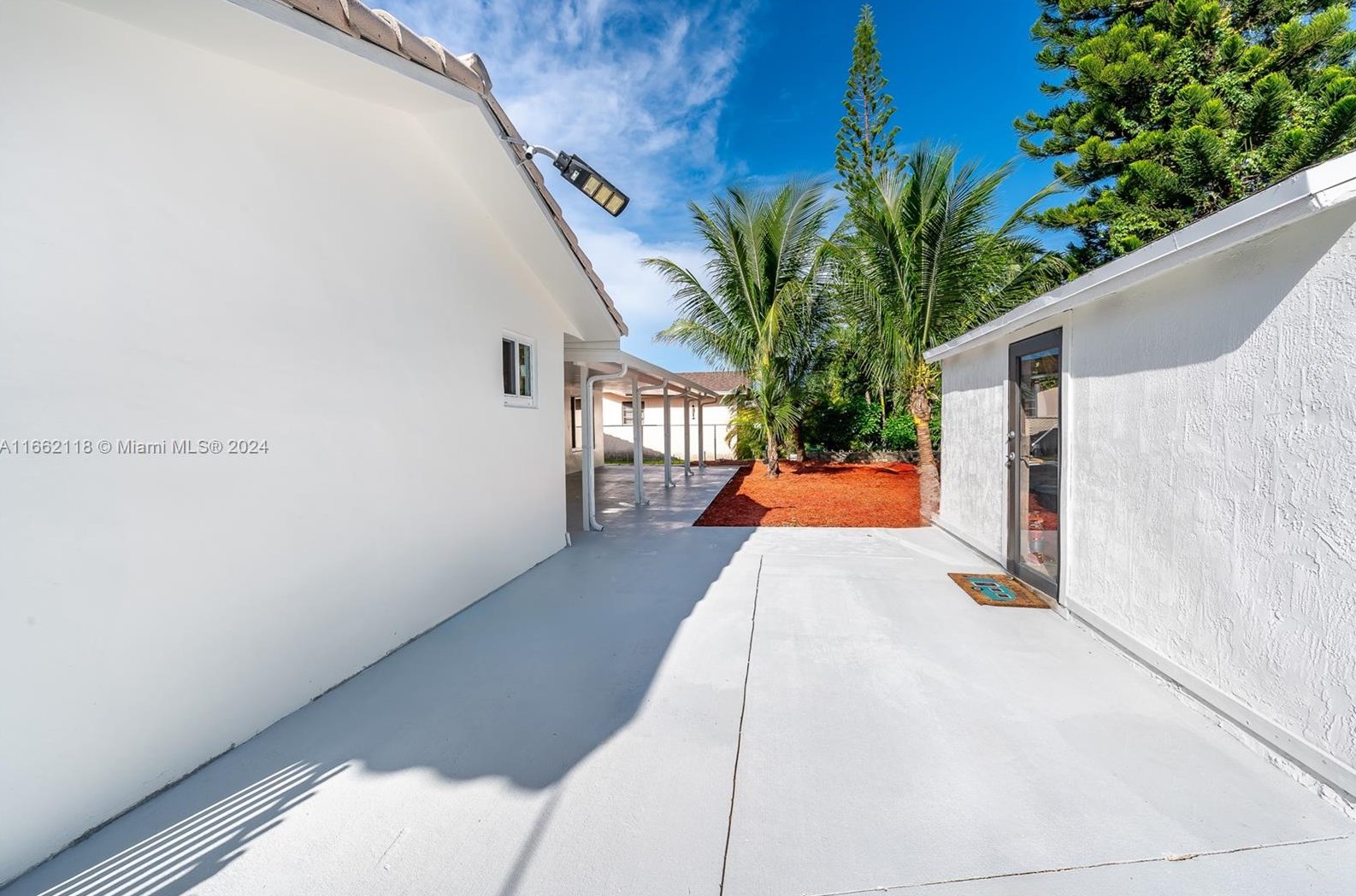 13015 2nd Ter, Miami FL 33125-4936 exterior