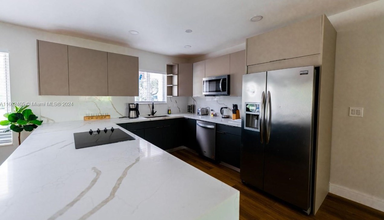 45 103 St, Miami FL 33138-2457 exterior