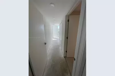 13800 Highland Dr #210, North Miami Beach, FL 33181 - Photo 7