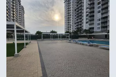18061 Biscayne Blvd #702, Aventura, FL 33160 - Photo 19