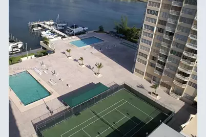 18061 Biscayne Blvd #702, Aventura, FL 33160 - Photo 21