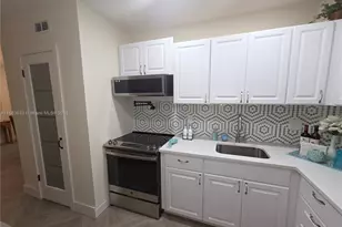 659 W Oakland Park Blvd, Oakland Park, FL 33311 - Photo 7