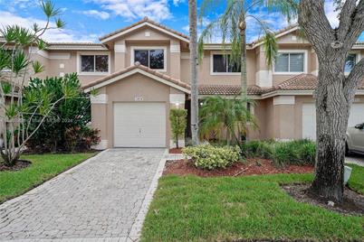 1078 SW 158th Way, Pembroke Pines, FL 33027 - Photo 1