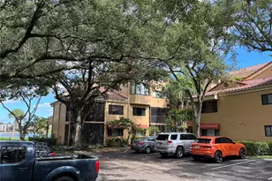 15545 N Miami Lakeway N, Miami Lakes, FL 33014 - Photo 25