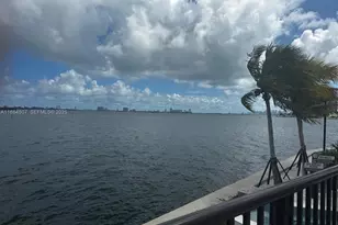 1800 NE 114th St, Miami, FL 33181 - Photo 13