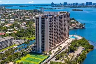 1800 NE 114th St, Miami, FL 33181 - Photo 7