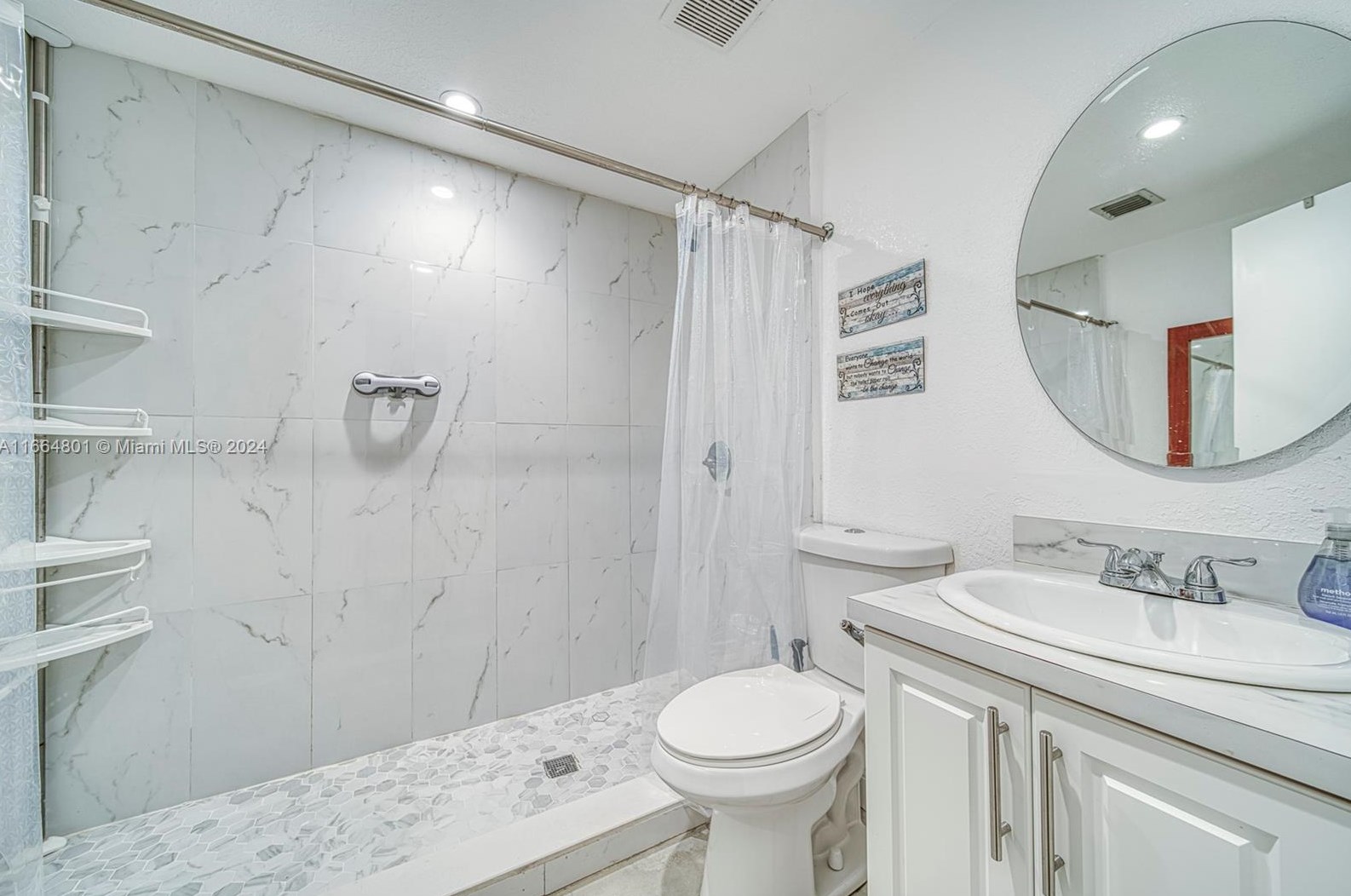 2000 Service Rd, Miami FL 33054-3753 exterior