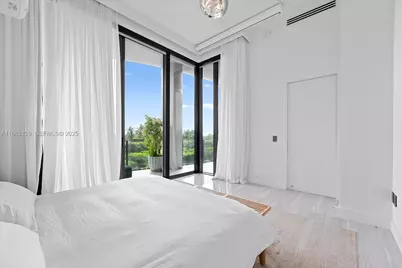 2811 S Bayshore Dr #4C, Miami, FL 33133 - Photo 21