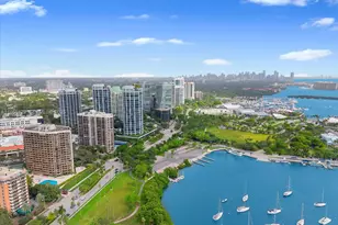 2811 S Bayshore Dr, Miami, FL 33133 - Photo 35