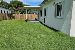 9000 SW 157th St, Palmetto Bay, FL 33157 - Photo 13