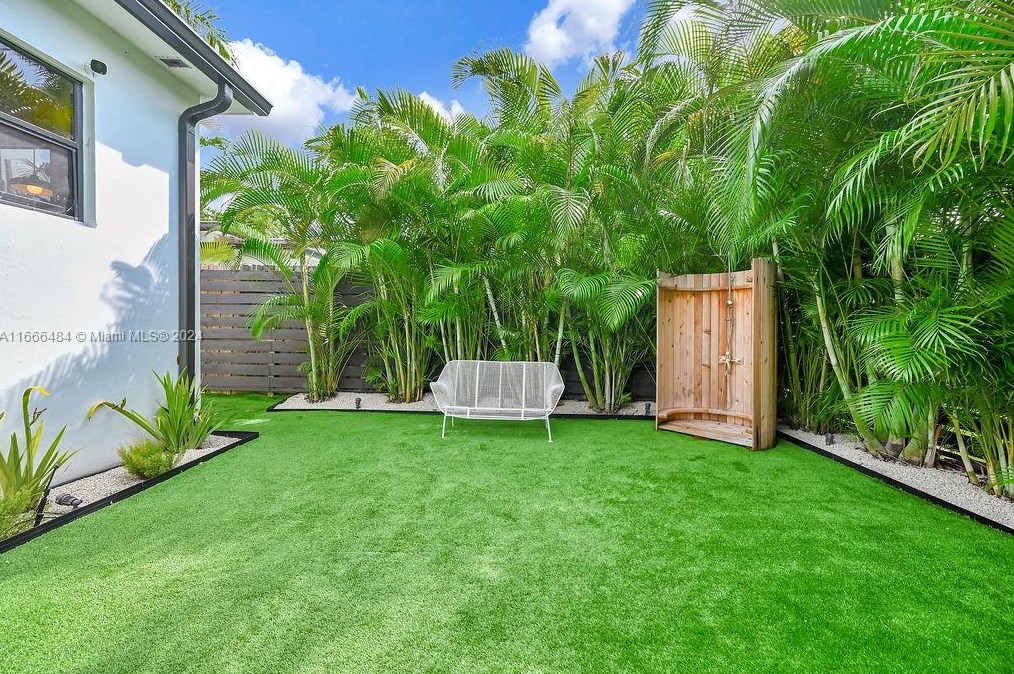 1010 83 St, Miami FL 33173-4104 exterior