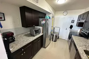 2201 S Ocean Dr, Hollywood, FL 33019 - Photo 9